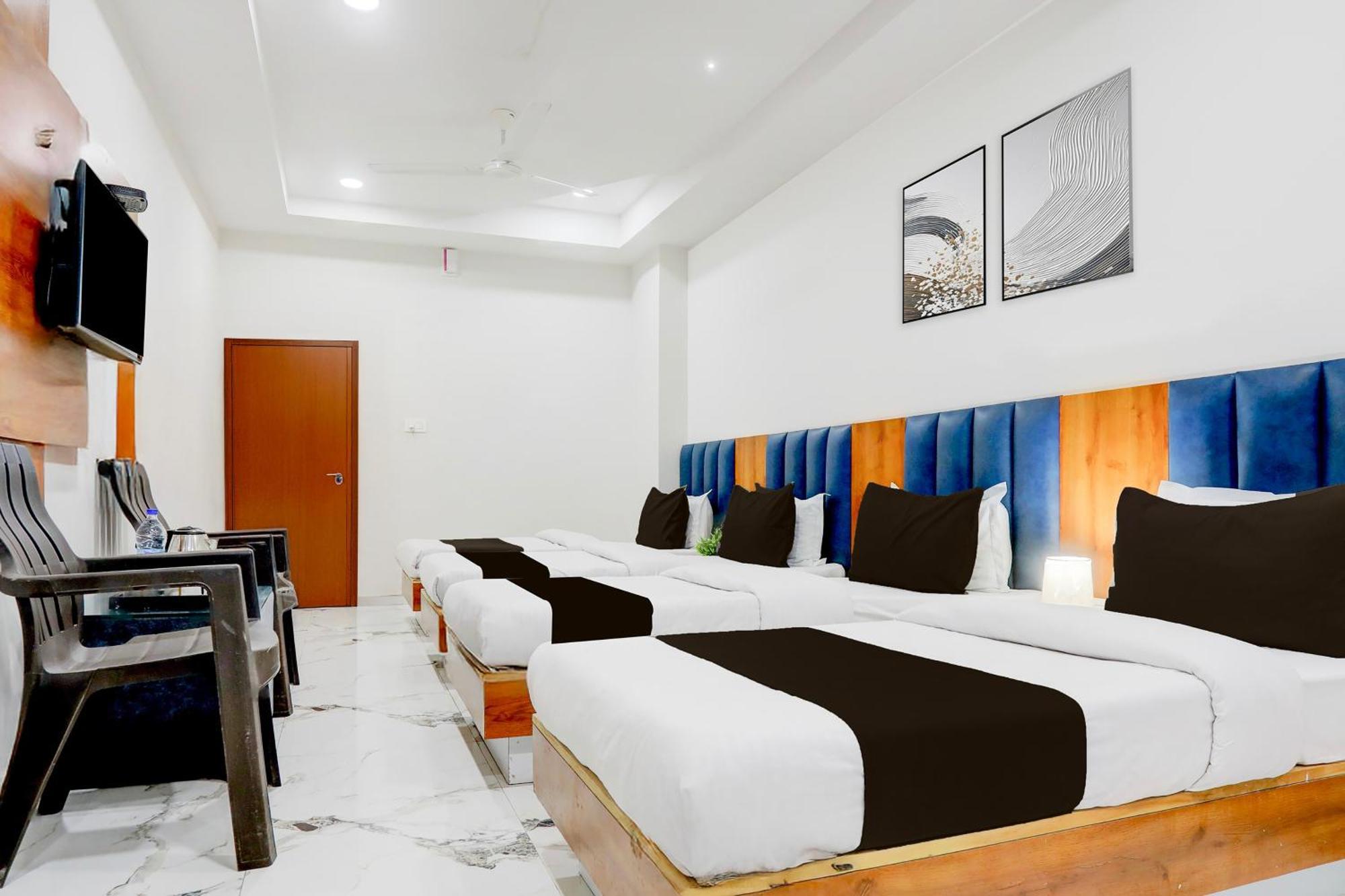 Super Townhouse Ambaji Formerly Hotel Kardhar Inn 外观 照片