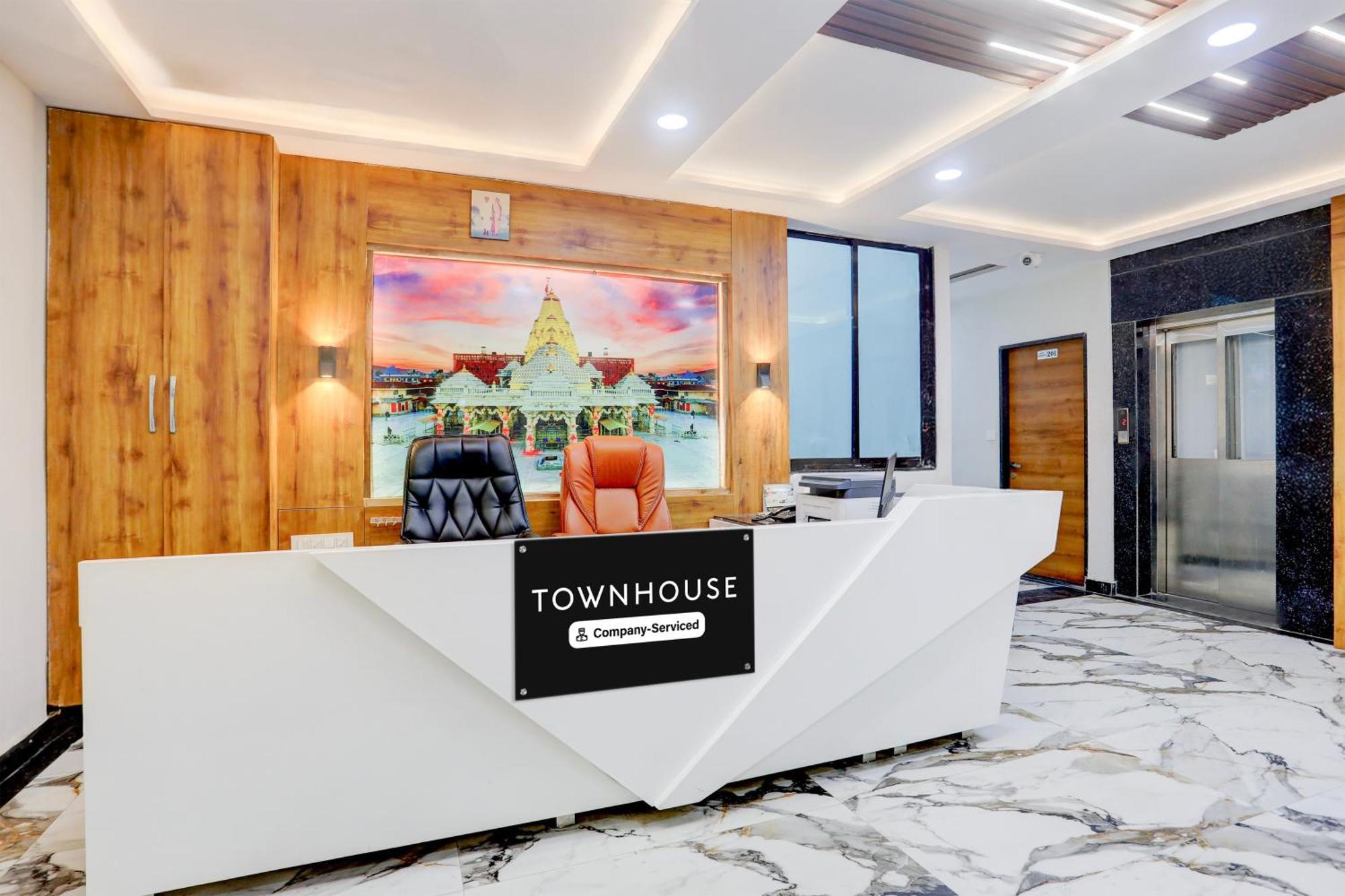 Super Townhouse Ambaji Formerly Hotel Kardhar Inn 外观 照片